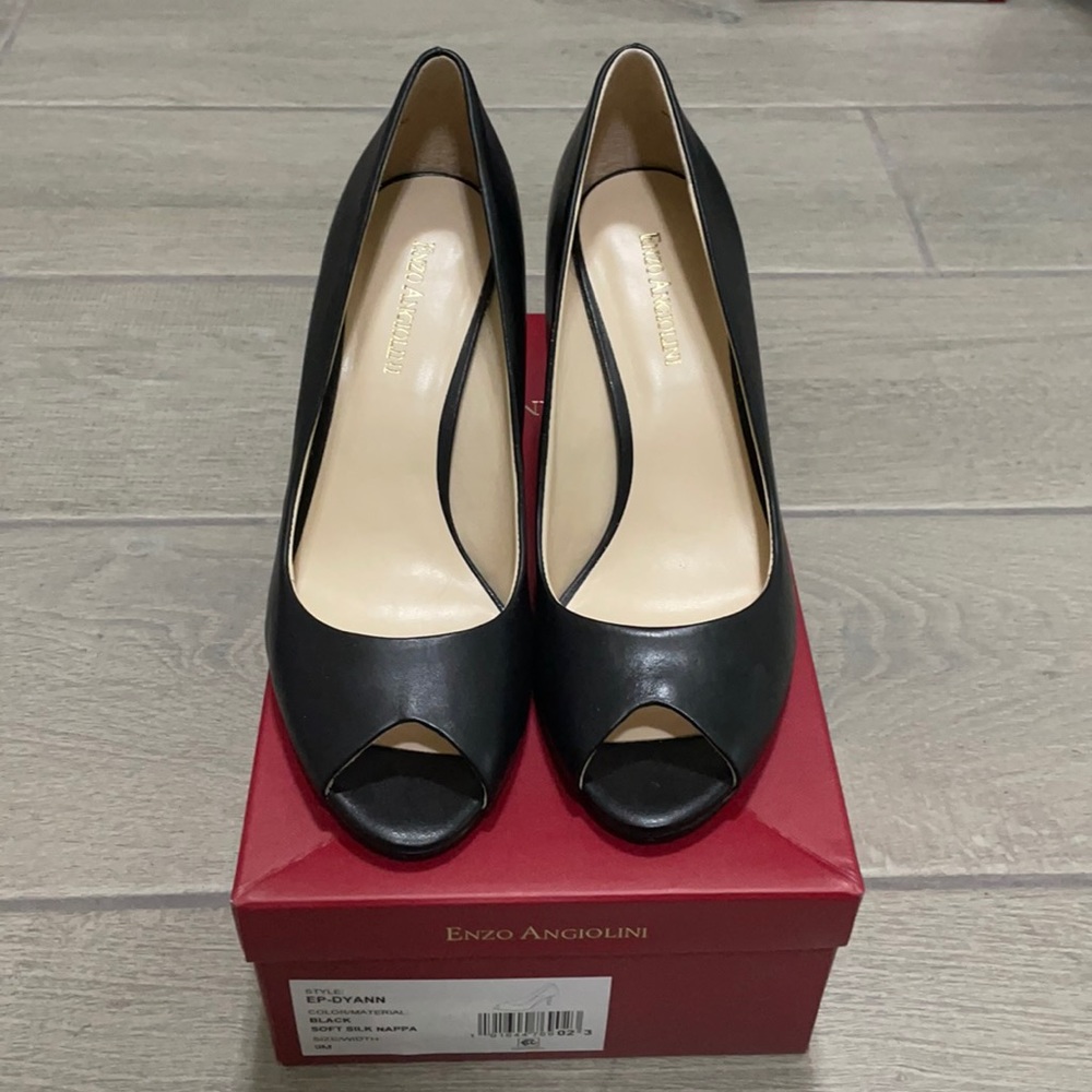 Enzo Angiolini black peep toed pumps